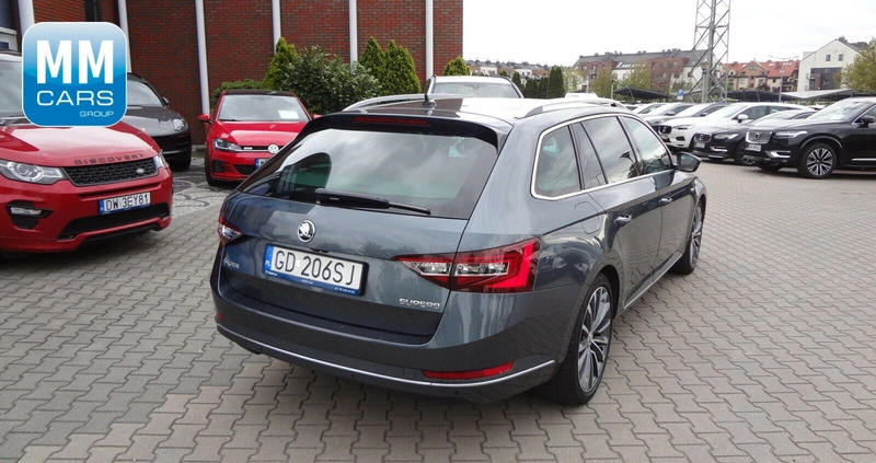 Skoda Superb cena 104850 przebieg: 101723, rok produkcji 2018 z Solec Kujawski małe 191